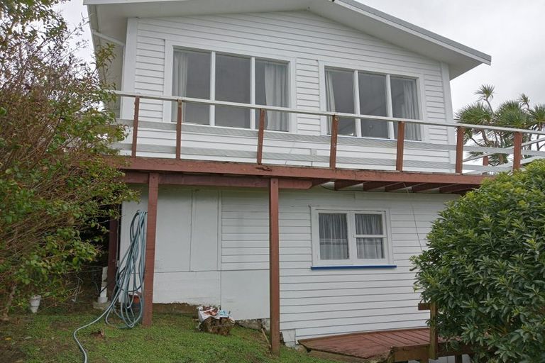 Photo of property in 10 Ogilvy Terrace, Plimmerton, Porirua, 5026