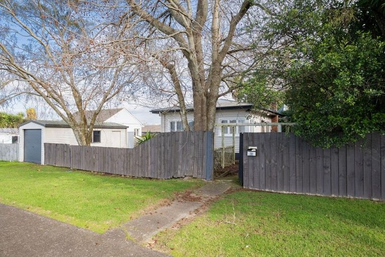 Photo of property in 1/21 Railway Street West, Papakura, 2110