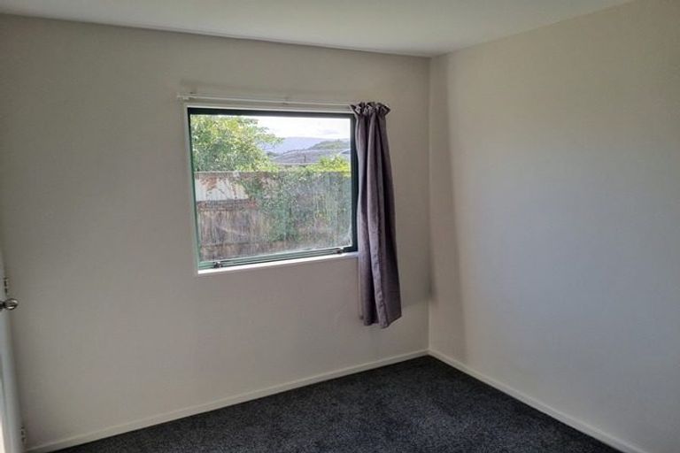 Photo of property in 113 Henderson Valley Road, Henderson, Auckland, 0612