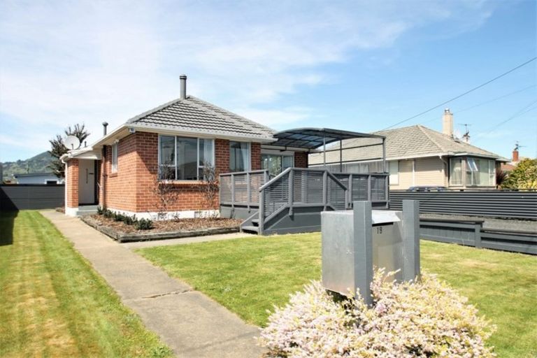Photo of property in 18 Perth Street, Mosgiel, 9024