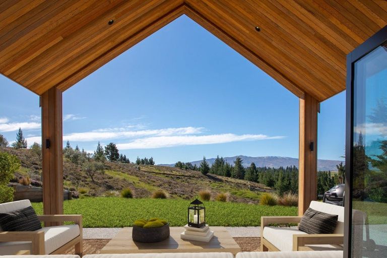 Photo of property in 69 Letts Gully Road, Letts Gully, Alexandra, 9393