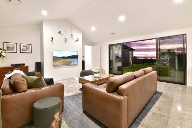 Photo of property in 110 Bryant Road, Karaka, Papakura, 2580