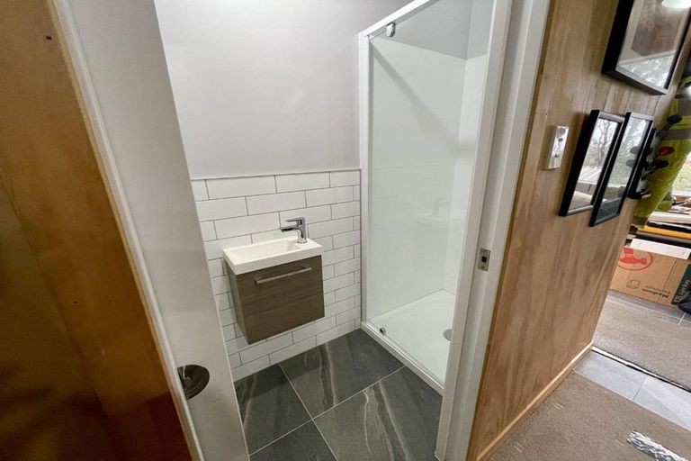 Photo of property in 19 Salford Street, Newlands, Wellington, 6037