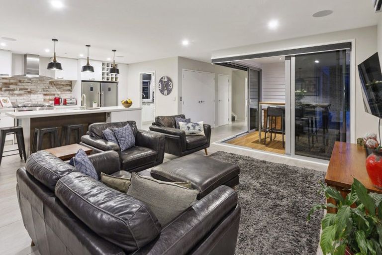 Photo of property in 7 Mill Grove, Riverhead, 0820