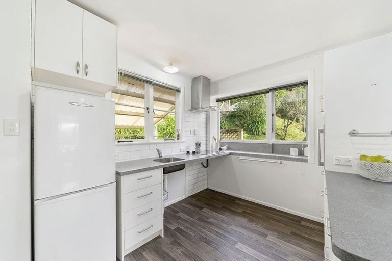 Photo of property in 132a Wyndham Road, Pinehaven, Upper Hutt, 5019