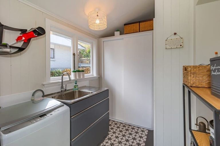 Photo of property in 9 Manchester Street, Levin, 5510