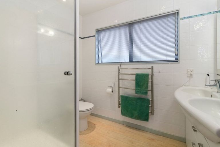 Photo of property in 5 Janet Place, Lynmore, Rotorua, 3010