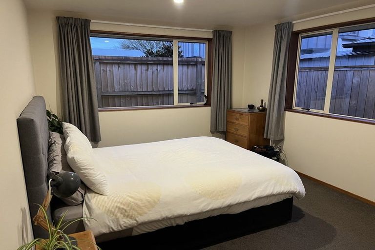 Photo of property in 35a Oxley Avenue, St Albans, Christchurch, 8014