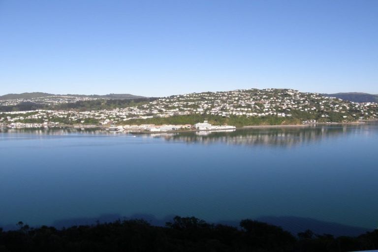 Photo of property in 27 Kaikoura Street, Maupuia, Wellington, 6022