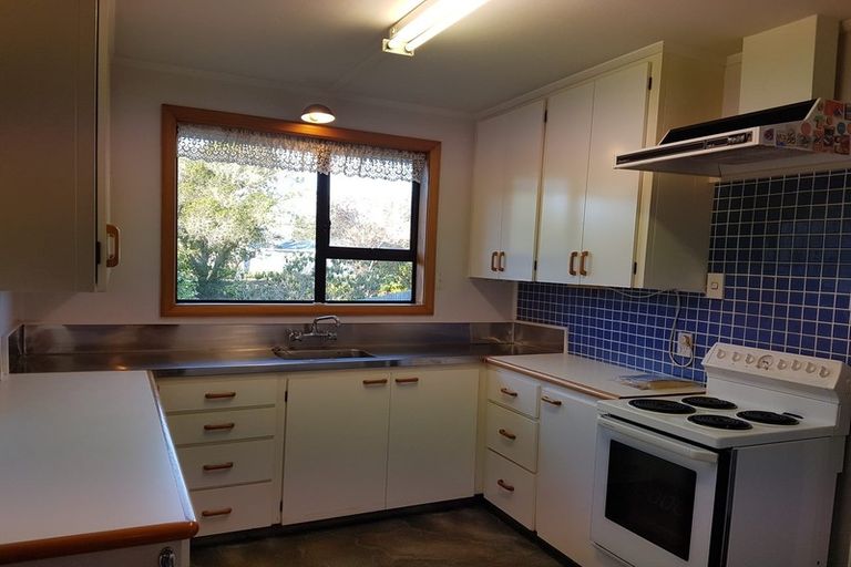 Photo of property in 27 Waitikiri Drive, Parklands, Christchurch, 8083