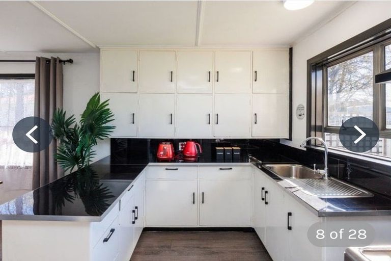 Photo of property in 41 Miller Street, Dannevirke, 4930