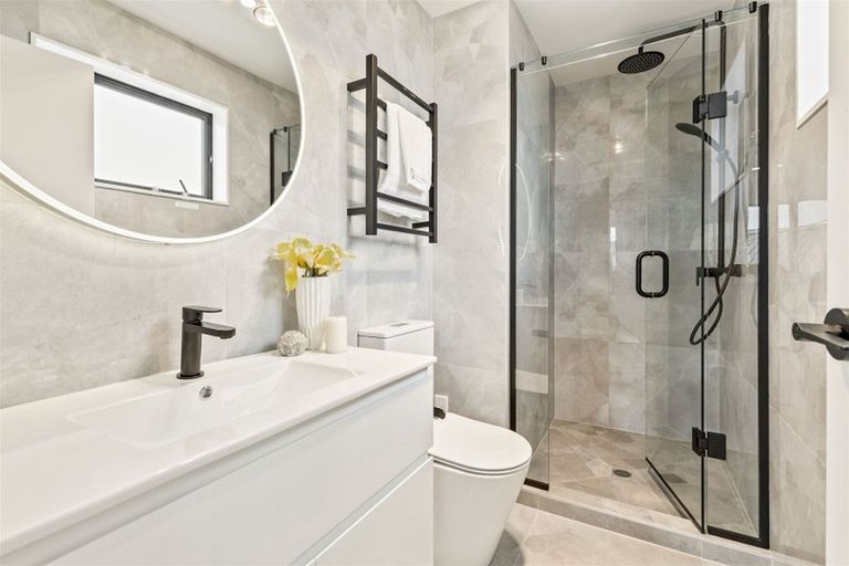 Photo of property in 19 Konoba Avenue, Kumeu, 0810