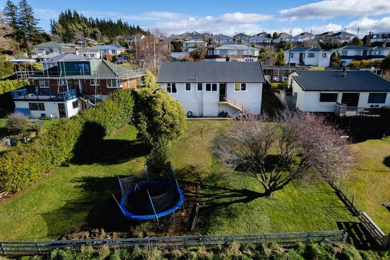 Photo of property in 11 Mcdonald Street, Brockville, Dunedin, 9011