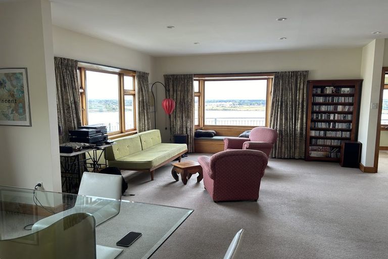 Photo of property in 40 Saint Andrews Hill Road, Mount Pleasant, Christchurch, 8081