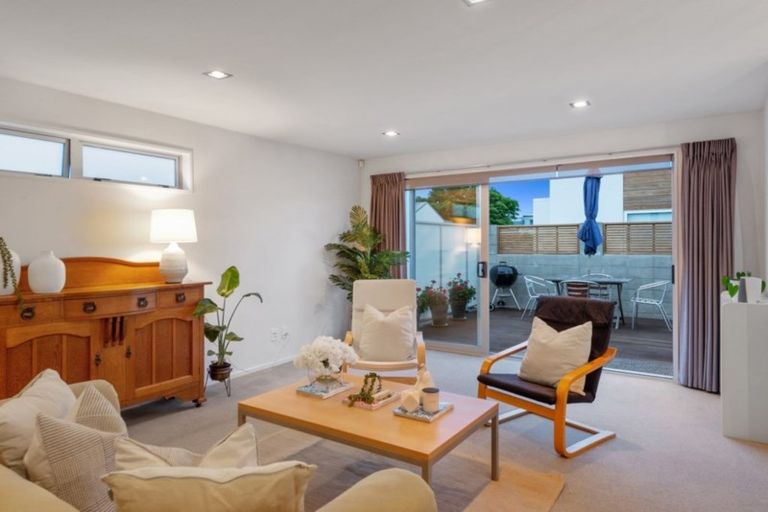 Photo of property in 44b Devon Street, Sydenham, Christchurch, 8023