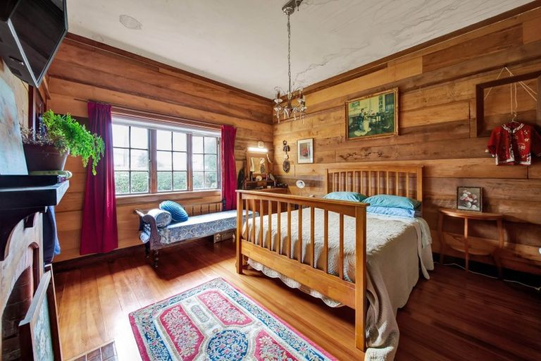 Photo of property in 21 Egmont Street, Patea, 4520