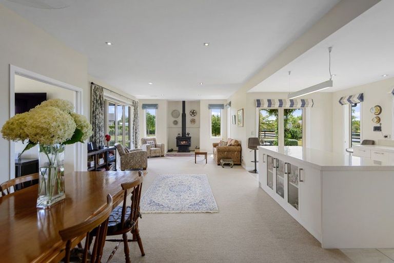 Photo of property in 1 Whitcombe Place, Darfield, 7571