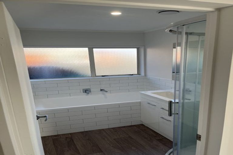 Photo of property in 16/1 Manchester Street, Levin, 5510