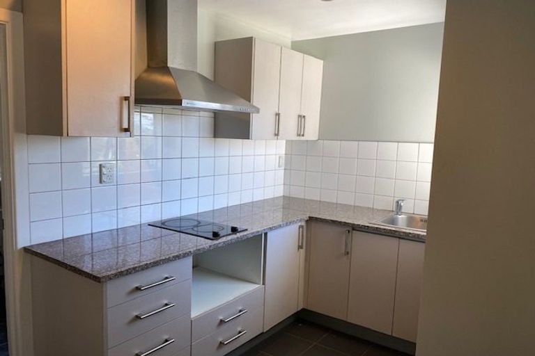 Photo of property in 33 Lake Road, Devonport, Auckland, 0624