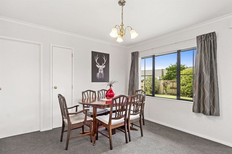 Photo of property in 10 Hannah Place, Ohauiti, Tauranga, 3112