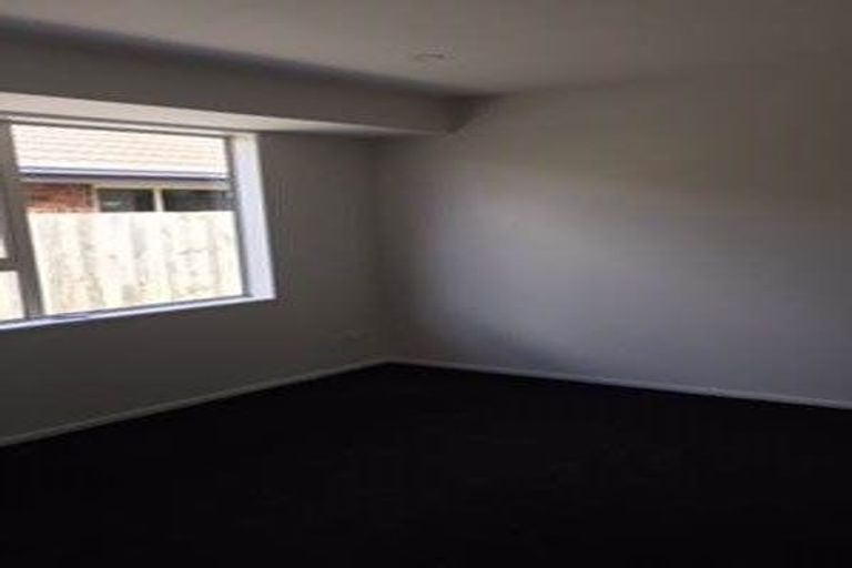 Photo of property in 21 Monterey Place, Parklands, Christchurch, 8083