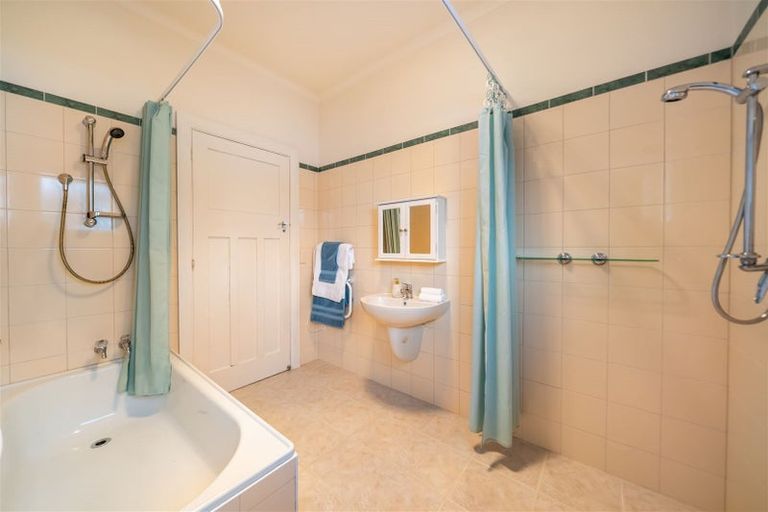 Photo of property in 57 Pohutukawa Street, Woburn, Lower Hutt, 5010