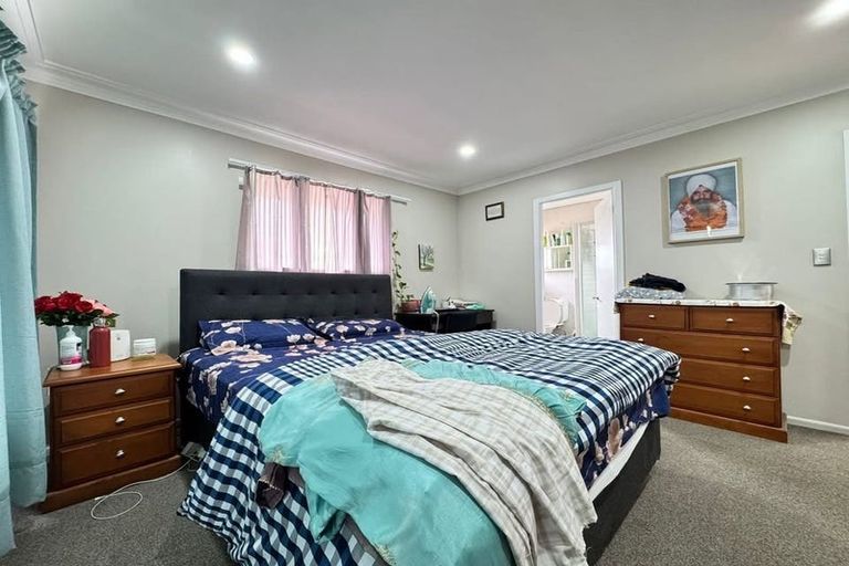 Photo of property in 1/24 Overton Road, Papatoetoe, Auckland, 2025