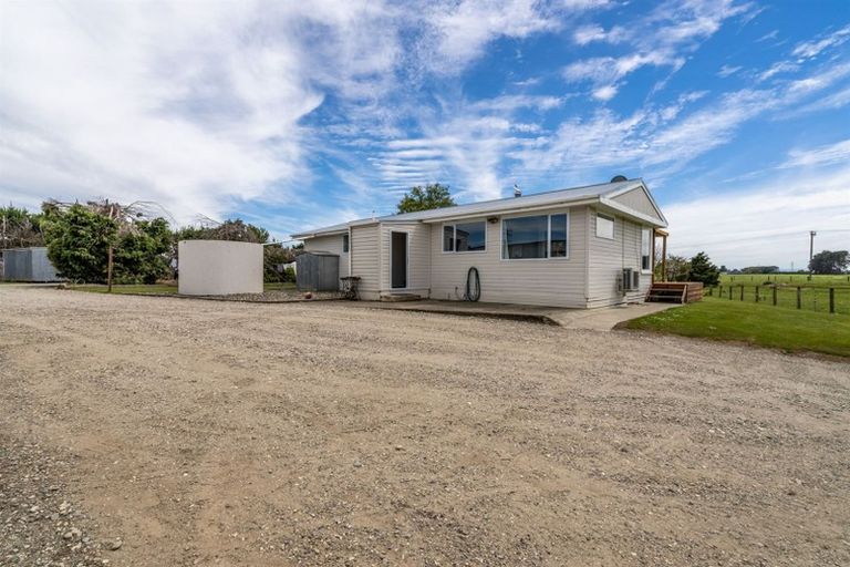 Photo of property in 11 Brand Road, Kennington, Invercargill, 9871