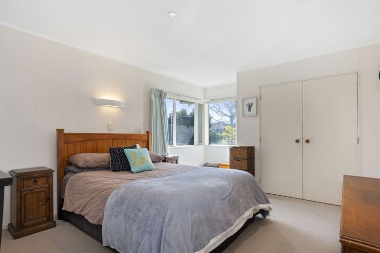 Photo of property in 18 Bayfair Drive, Mount Maunganui, 3116