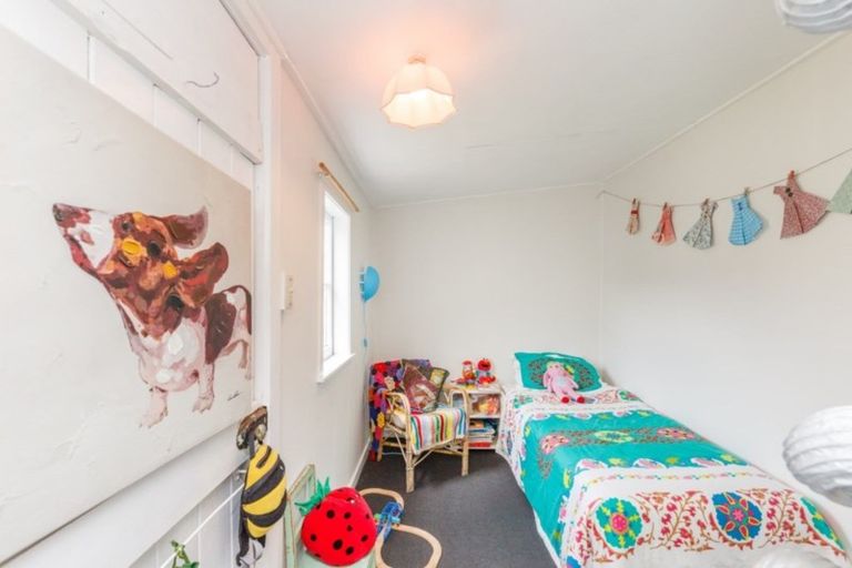 Photo of property in 234 Grey Street, Palmerston North, 4414