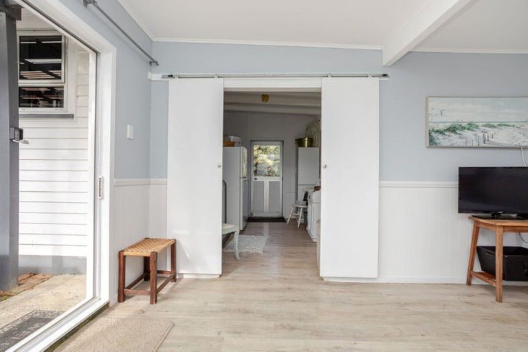 Photo of property in 40 Seaview Road, Herbertville, Dannevirke, 4970