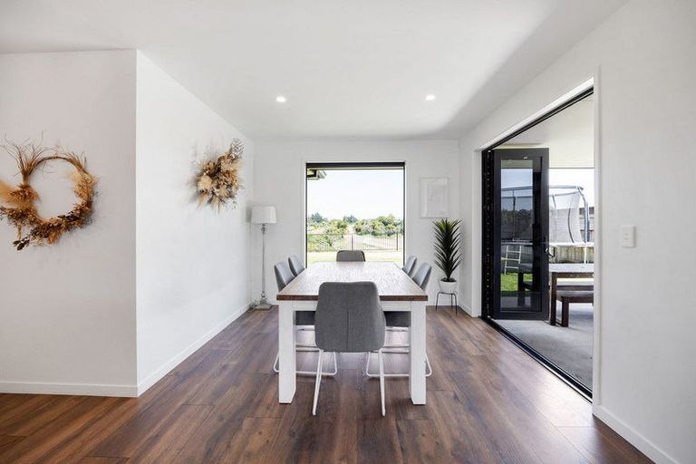 Photo of property in 7 Hyatt Close, Leamington, Cambridge, 3432