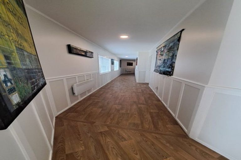 Photo of property in 18 Clark Road, Karaka, Papakura, 2580