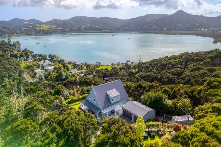 Photo of property in 54b Te Wahapu, Russell, 0272