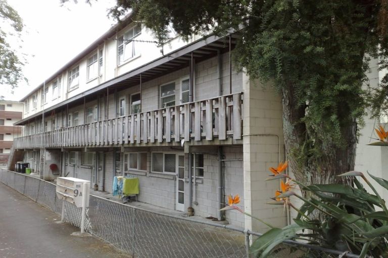 Photo of property in 9 Esplanade Road, Mount Eden, Auckland, 1024