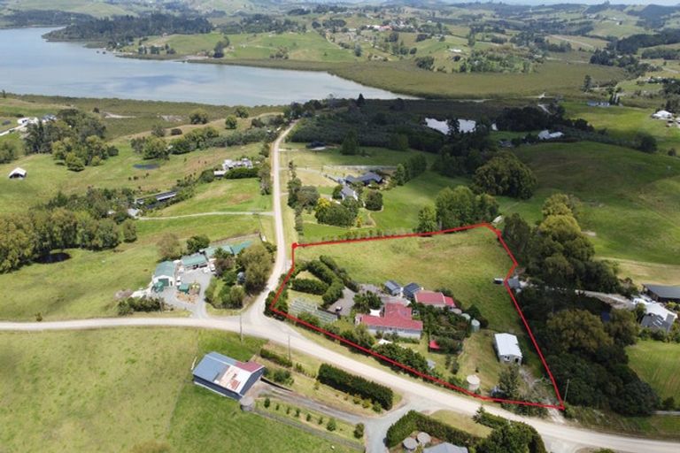 Photo of property in 156 Petley Road, Paparoa, 0571