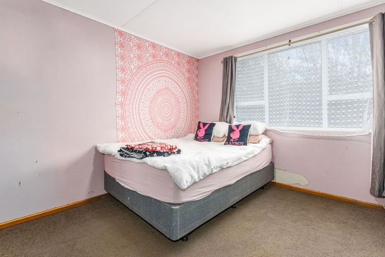 Photo of property in 25 Loongana Street, Waitangirua, Porirua, 5024