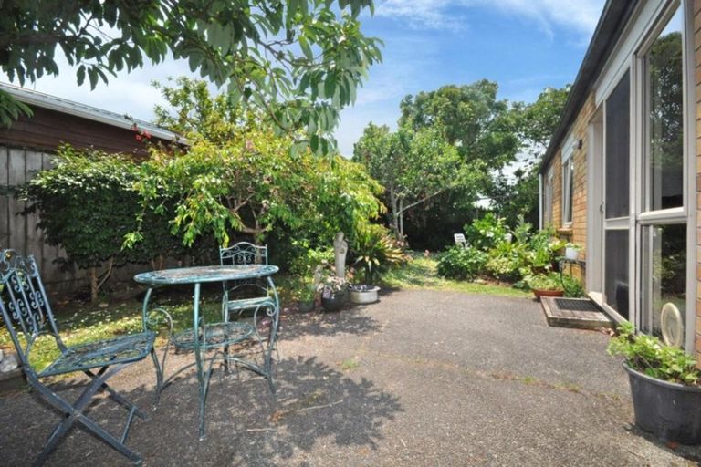 Photo of property in 14 Drummond Drive, Ranui, Auckland, 0612