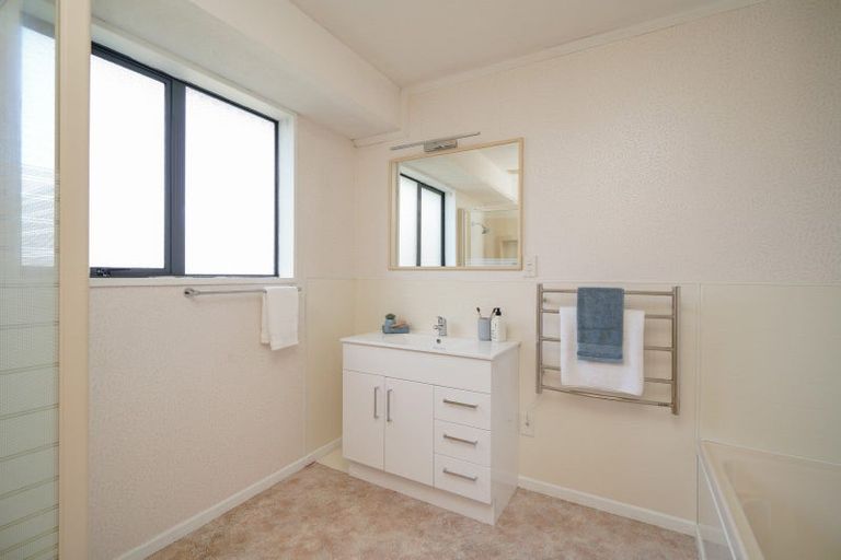 Photo of property in 132 Edinburgh Crescent, Waikiwi, Invercargill, 9810