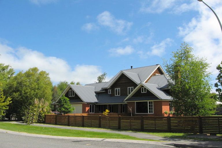 Photo of property in 55 Buckleys Road, Rangiora, 7400