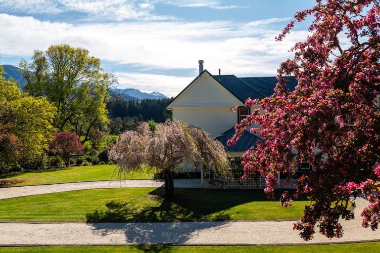 Photo of property in 2006 Inland Kaikoura Road, Inland Road, Kaikoura, 7373