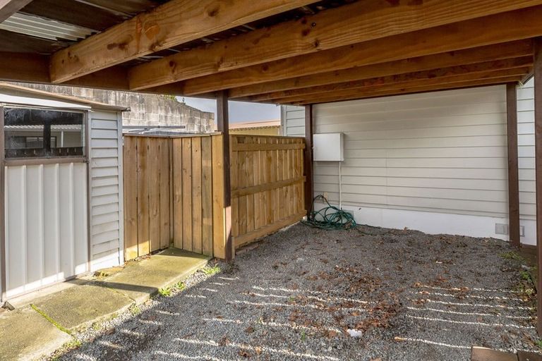 Photo of property in 13a Dixon Street, Carterton, 5713