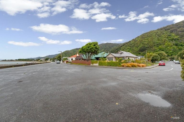 Photo of property in 14 Miro Street, Eastbourne, Lower Hutt, 5013