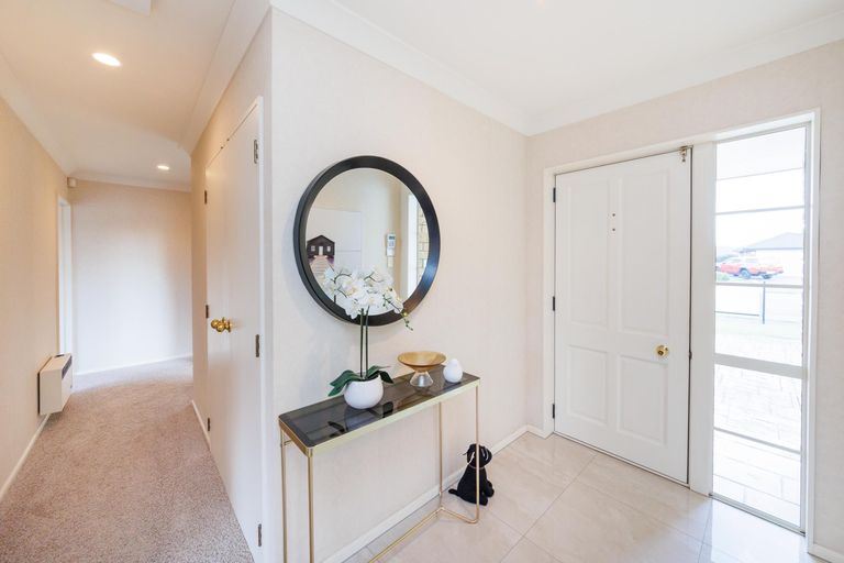 Photo of property in 71 Amberley Avenue, Highbury, Palmerston North, 4412