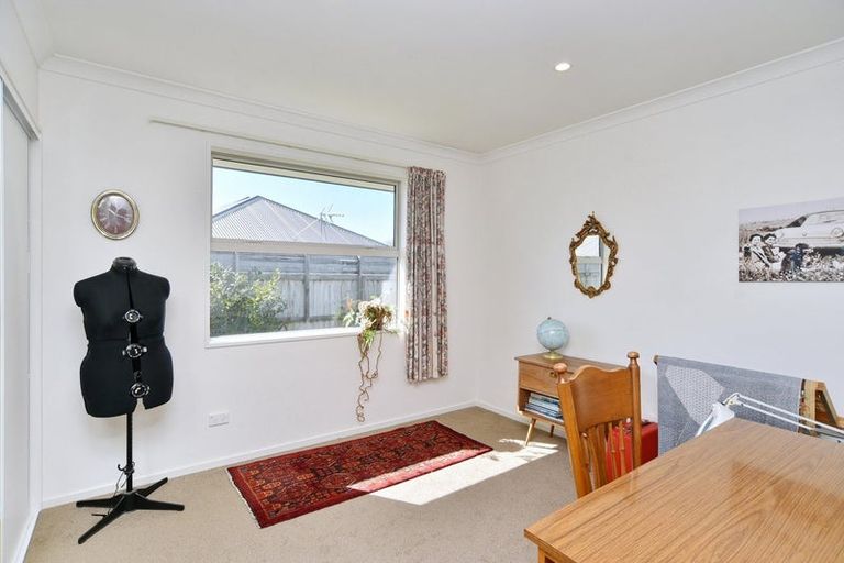 Photo of property in 27 Tutton (pvt) Mews, Rangiora, 7400