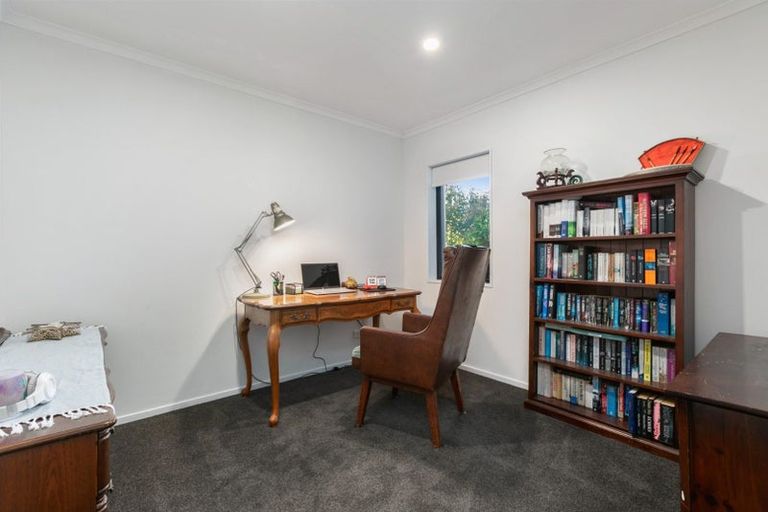 Photo of property in 19 Katerini Grove, Papamoa Beach, Papamoa, 3118