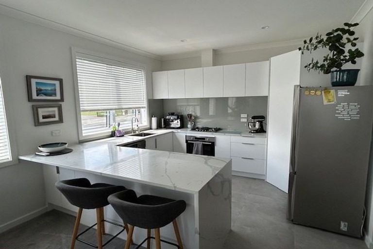 Photo of property in 258 Birkdale Road, Birkdale, Auckland, 0626