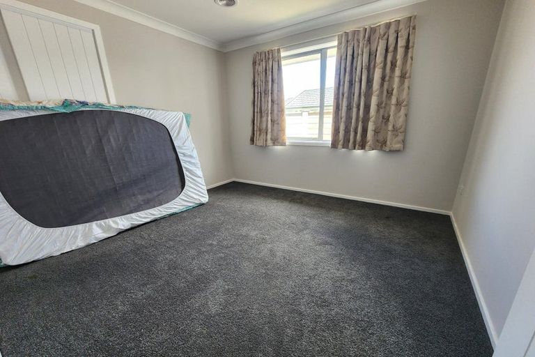 Photo of property in 14 Filmer Crescent, Wallaceville, Upper Hutt, 5018
