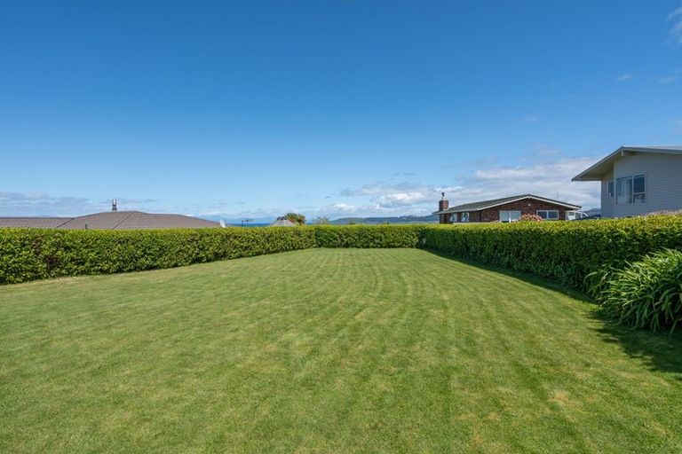 Photo of property in 27 Kurupae Road, Hilltop, Taupo, 3330