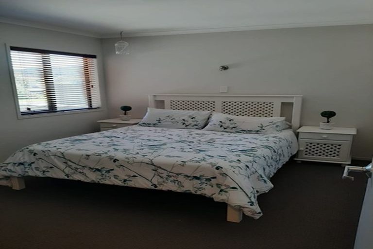 Photo of property in 10 Diamond Grove, Brown Owl, Upper Hutt, 5018